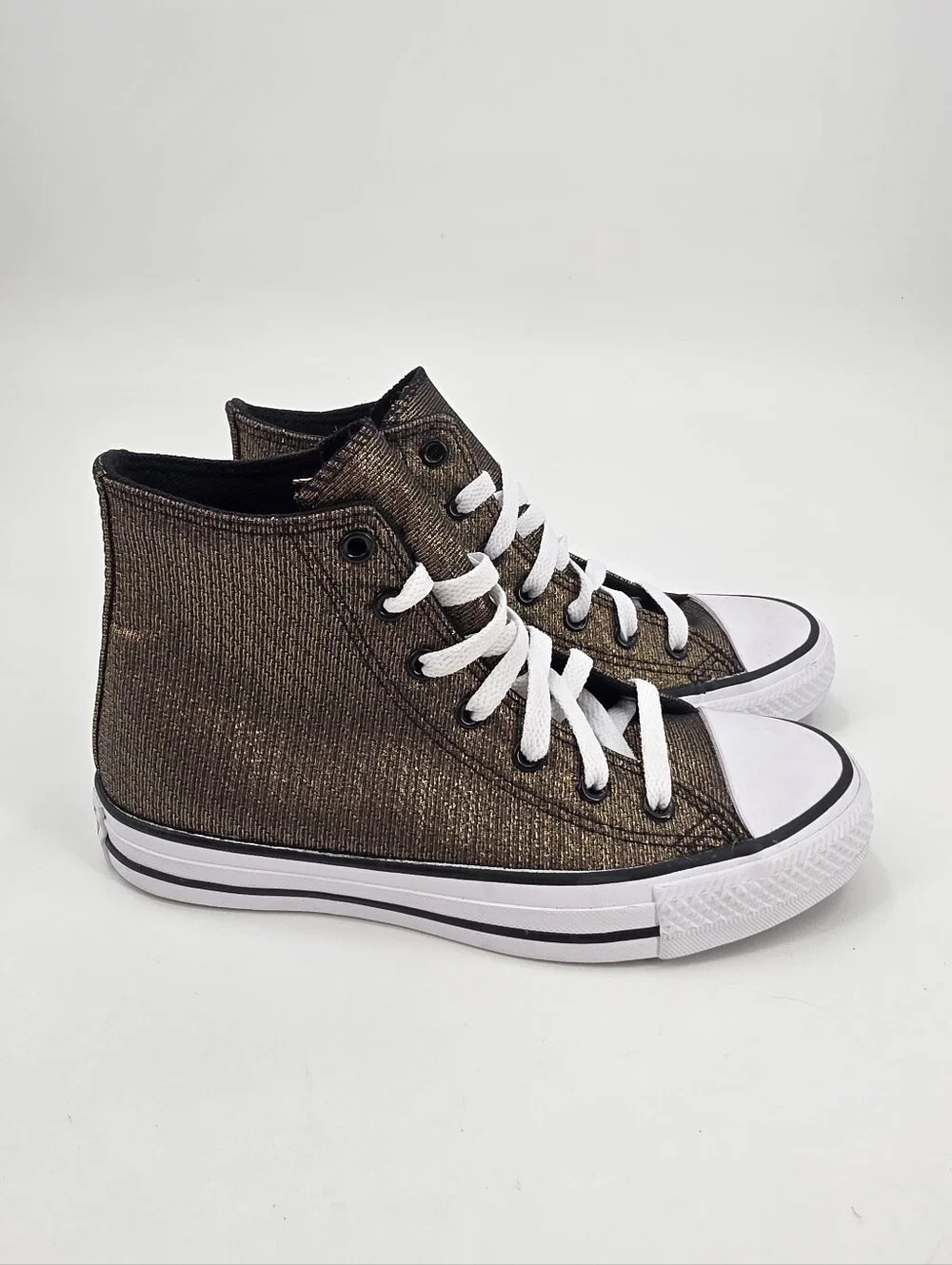 Converse Chuck Taylor All Star Sparkle Kids Shoes Size 4 NWOB